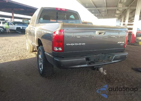 2004 Dodge Ram 1500 Slt/Laramie z USA, uszkodzony, nr VIN 1D7HU16D44J118131